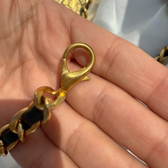 Anthropologe  Black Gold Chain Belt With Designer Mini Charm Bag - Picture 7 of 11